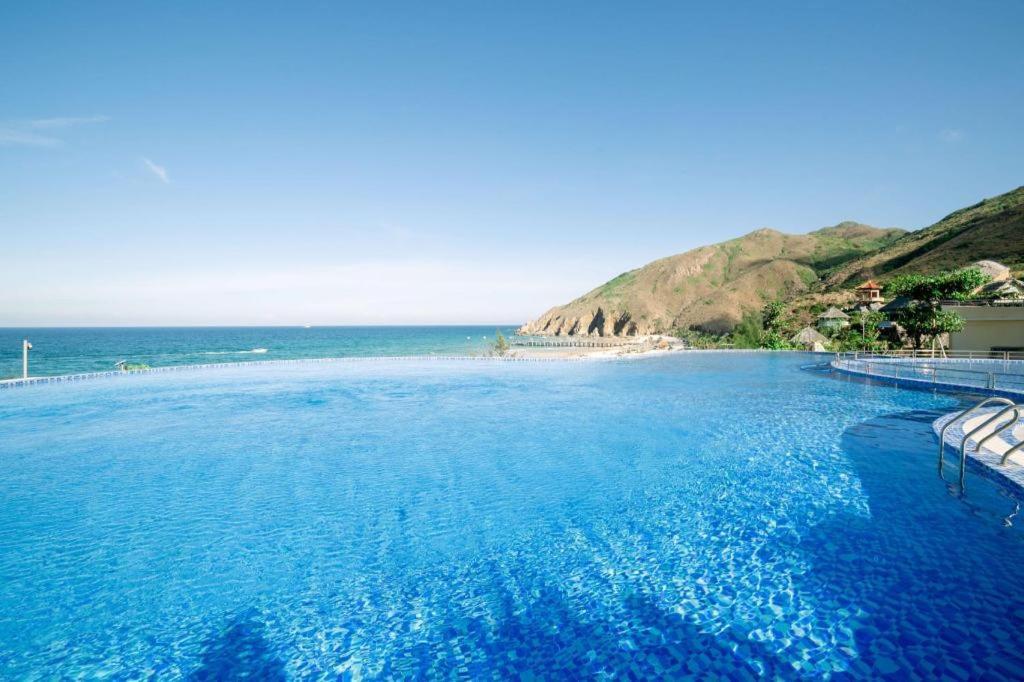 Kyco Peninsula Quy Nhon Resort Buitenkant foto